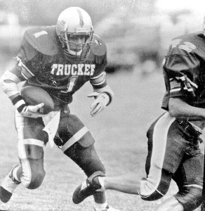 Junior Damien Fertitta looks for a cutback lane.