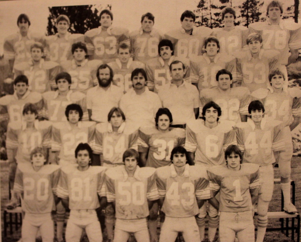 Front Row: Paul Dalbol, Armando Nerverez, Daryl Faiferek, Jerry Gervais, Mike Landis; 2nd Row: Win Crowell, Nick Cruz, Paul Funk, Darin Shoop, Tim Hassler, Steve Laiblin; 3rd Row: Sean Galli, Mike Streeter, Coach Mckillop, Coach Cunningham, Coach Curtis, Rob Collins, Brian Illes; 4th Row Shawn Ward, Bob Womack, Rick Neptune, John Adams, Garret Ashworth, Dennis Morin; Back Row: Bill Cranston, Darin Veliquette, Bret Churchman, Eric Munson, Dean Michaels, Andrew Long, Eric Comstock