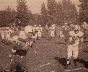 (20) Lewis Fellows chases down the opposing team at the old Deer Field Stadium