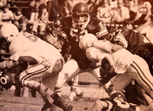 (20) Rich Brown fights for yards at Colfax 