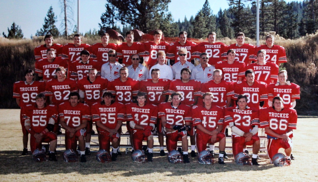 Front Row: Sean Thompson, Arnoldo Lopez, Danny Witthuhn, John Schmitt, Jeremie Elliot-Sill, Dave Olbrantz, Brett Seegmiller, John Granger Row 2: Rich Caldwell, Shawn Bussen, Kelly Riggs, Brian Mulloy, Scott Carmichael, Andy Delatorre, Josh Clevanger, Brian Hardy, Josh Ivens; Row 3: Jevon Hall, Maurice McVey, Coach Smart, Coach Collins, Manager Steve Frazier, Coach McGovern, Coach Estabrook, Paul McCalden, David Birchell; back row: Sean O'Shea, Kevin York, Andy Siefker, Troy DeVoe, Eric Granger, Jeff Dodge, Mark Selcon, Mike Becker, Ricke Branum